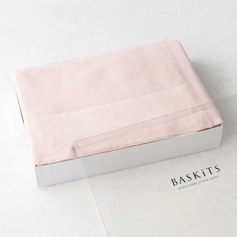 Embroidered Blanket - Pink (Hilti)